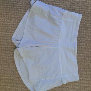 Lululemon size 2 white speed-up shorts